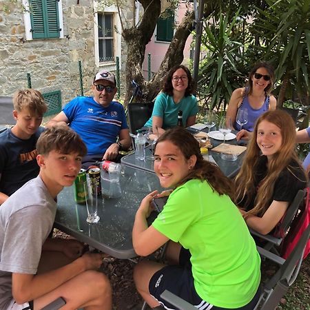 Apartamento Il Cortile Del Contadino Volastra Exterior foto